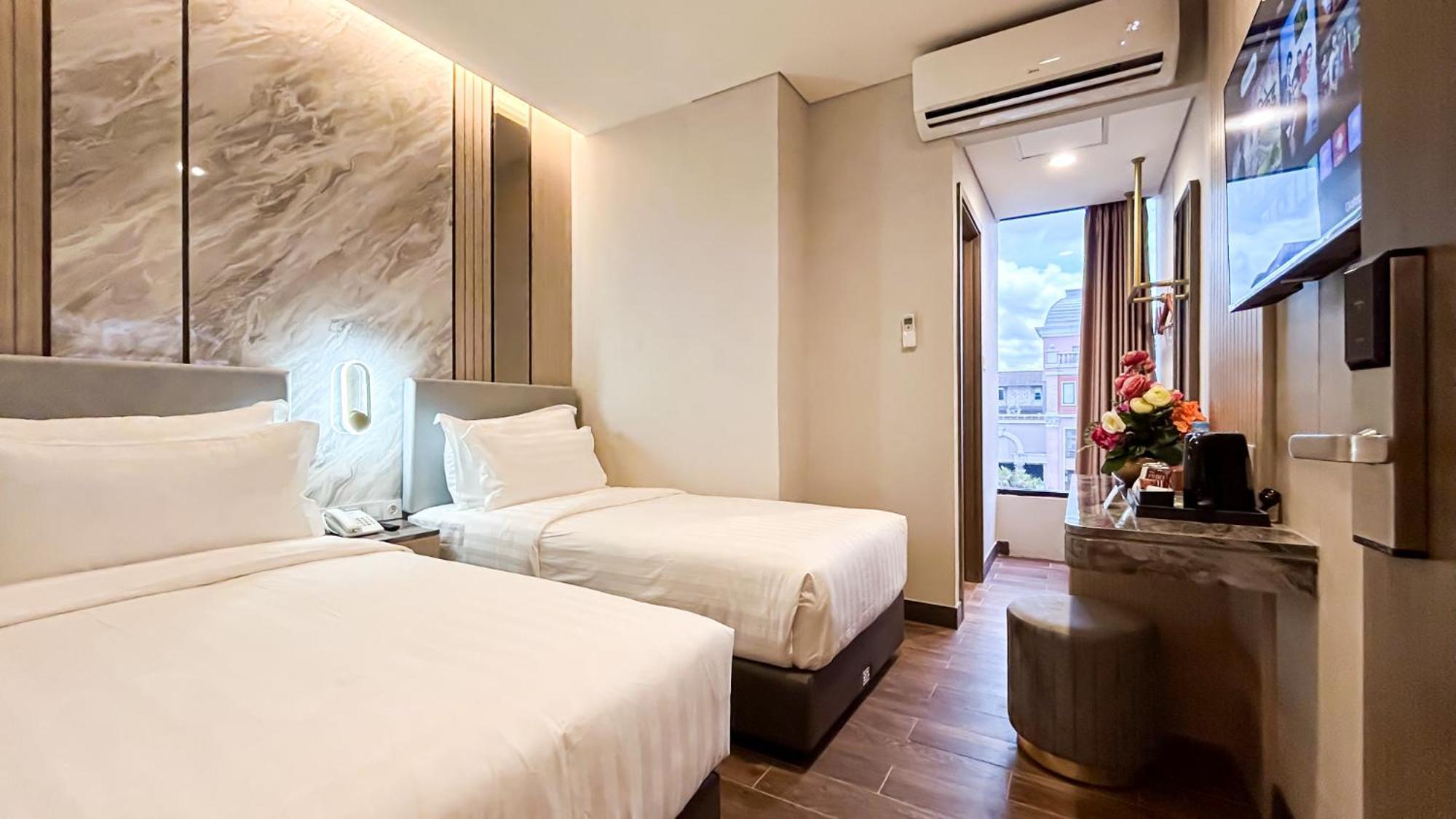 D'Primahotel Pik Jakarta Buitenkant foto